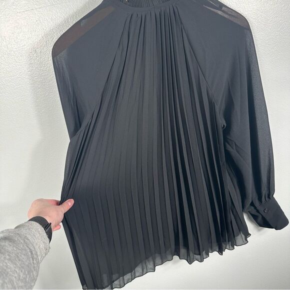 H&M Elegant Black Sheer Pleated Chiffon Long Sleeve Blouse Size Small Office - Picture 12 of 16